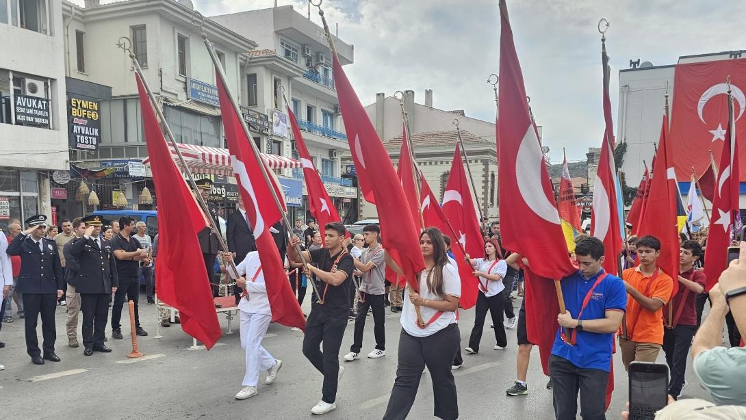 KURTULUŞUN 103. YIL DÖNÜMÜ KUTLU OLSUN!